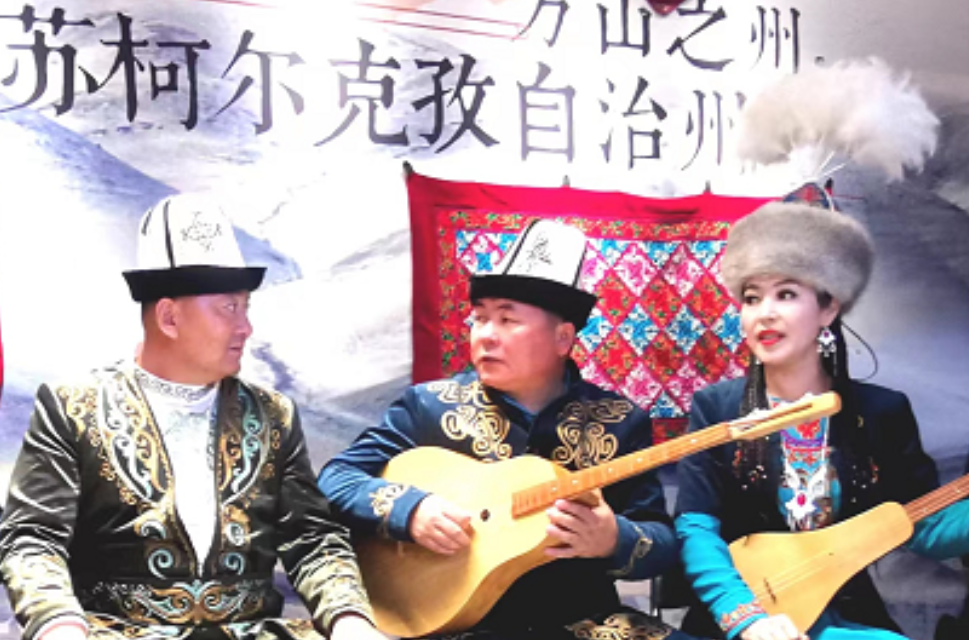 视频/“追梦中华・大美新疆” 2022 海外华文媒体新疆采访行系列报道（三）多彩新疆――现场感受克孜勒苏柯尔孜自治州精彩歌声